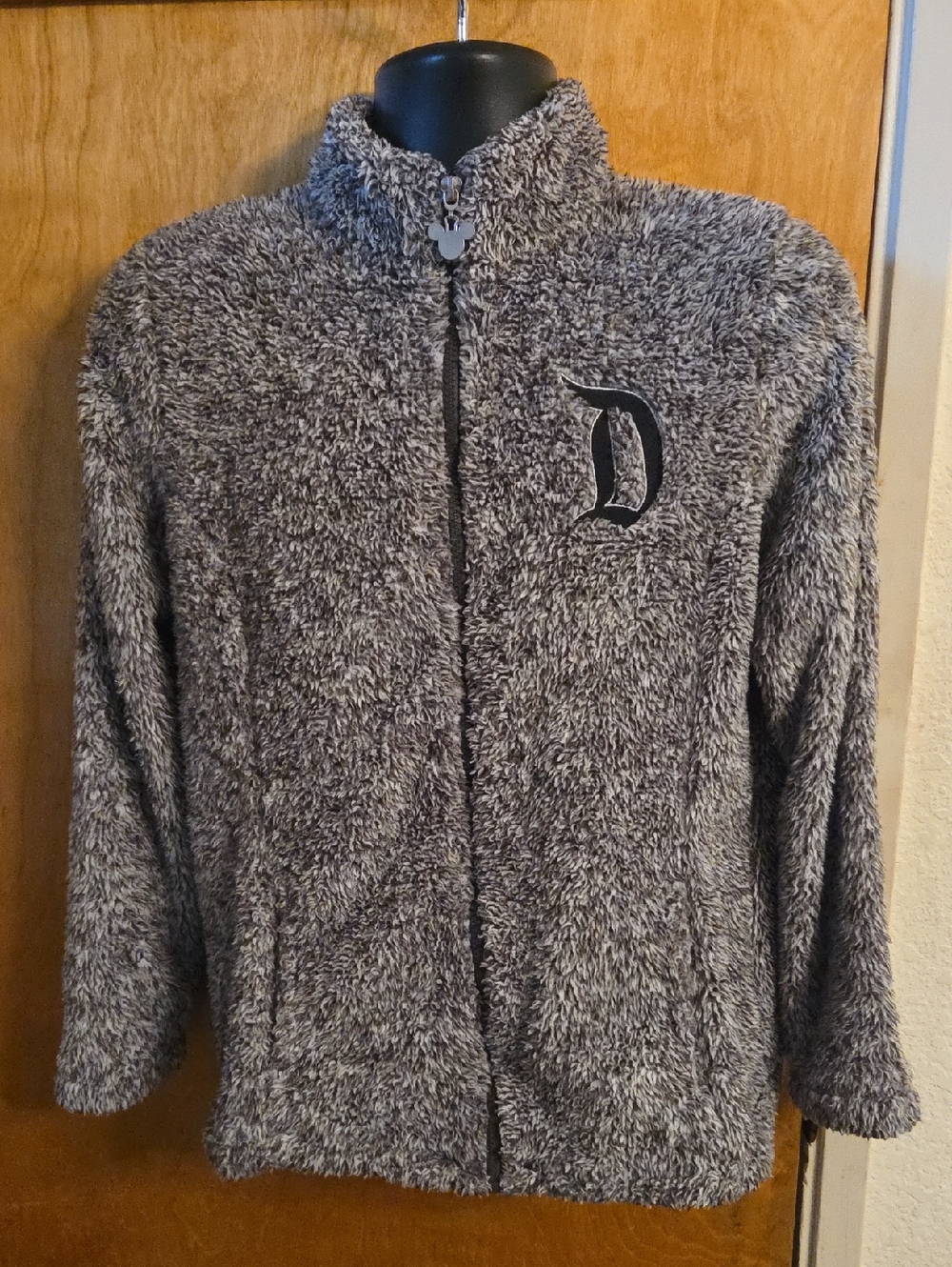 Disney Parks Disneyland Sherpa Fleece Gray Grey Zip Up Zipper Jacket D Logo SZ M